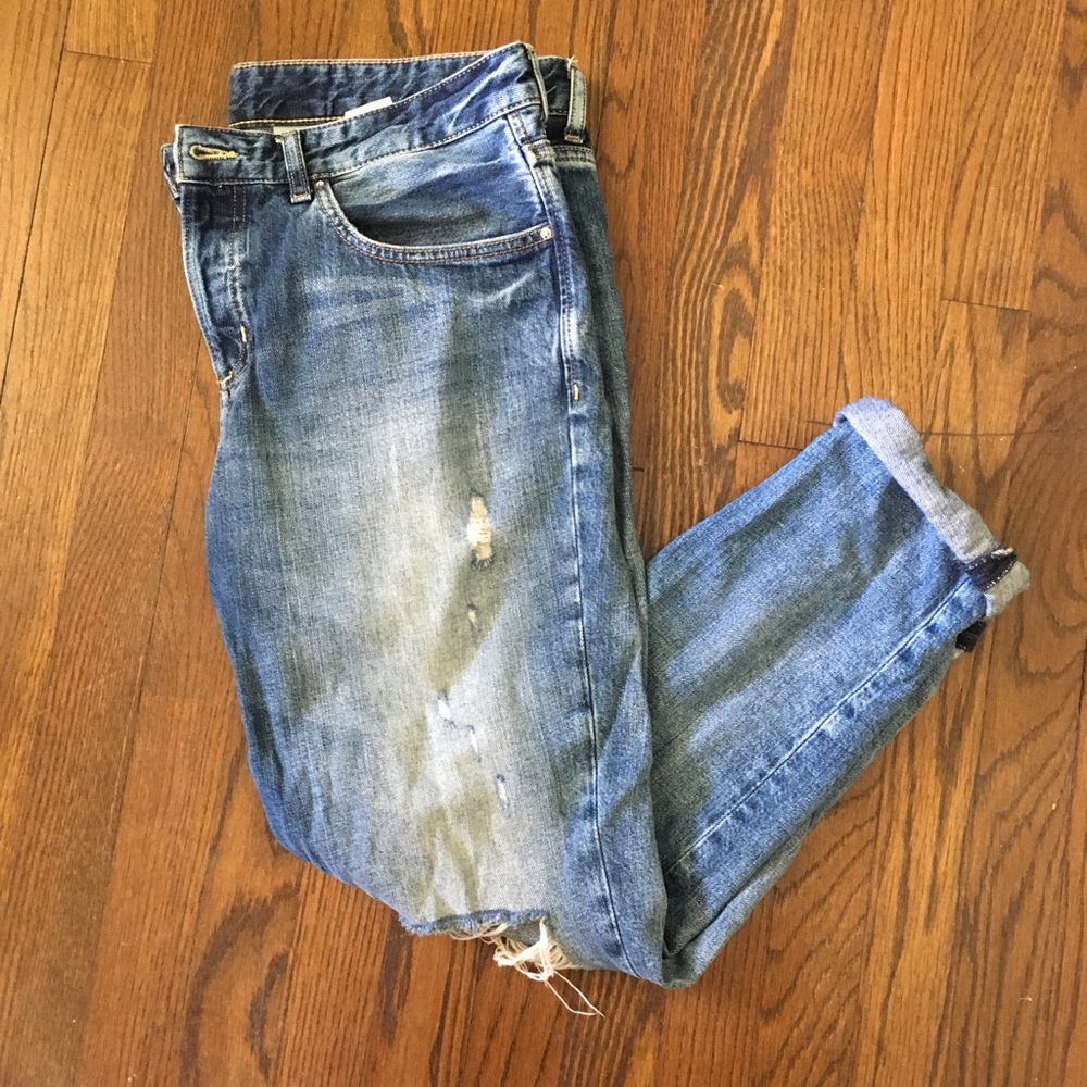 H&M size 29 low-waist boyfriend jeans